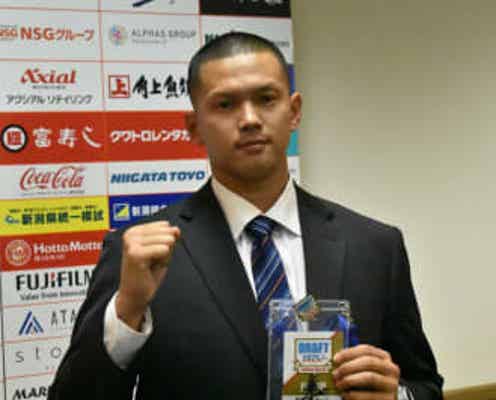 阪神 ドラ5の能登に指名あいさつ「必要とされるピッチャーになる」「実感が湧いてきた」イースタン3冠投手が阪神へ