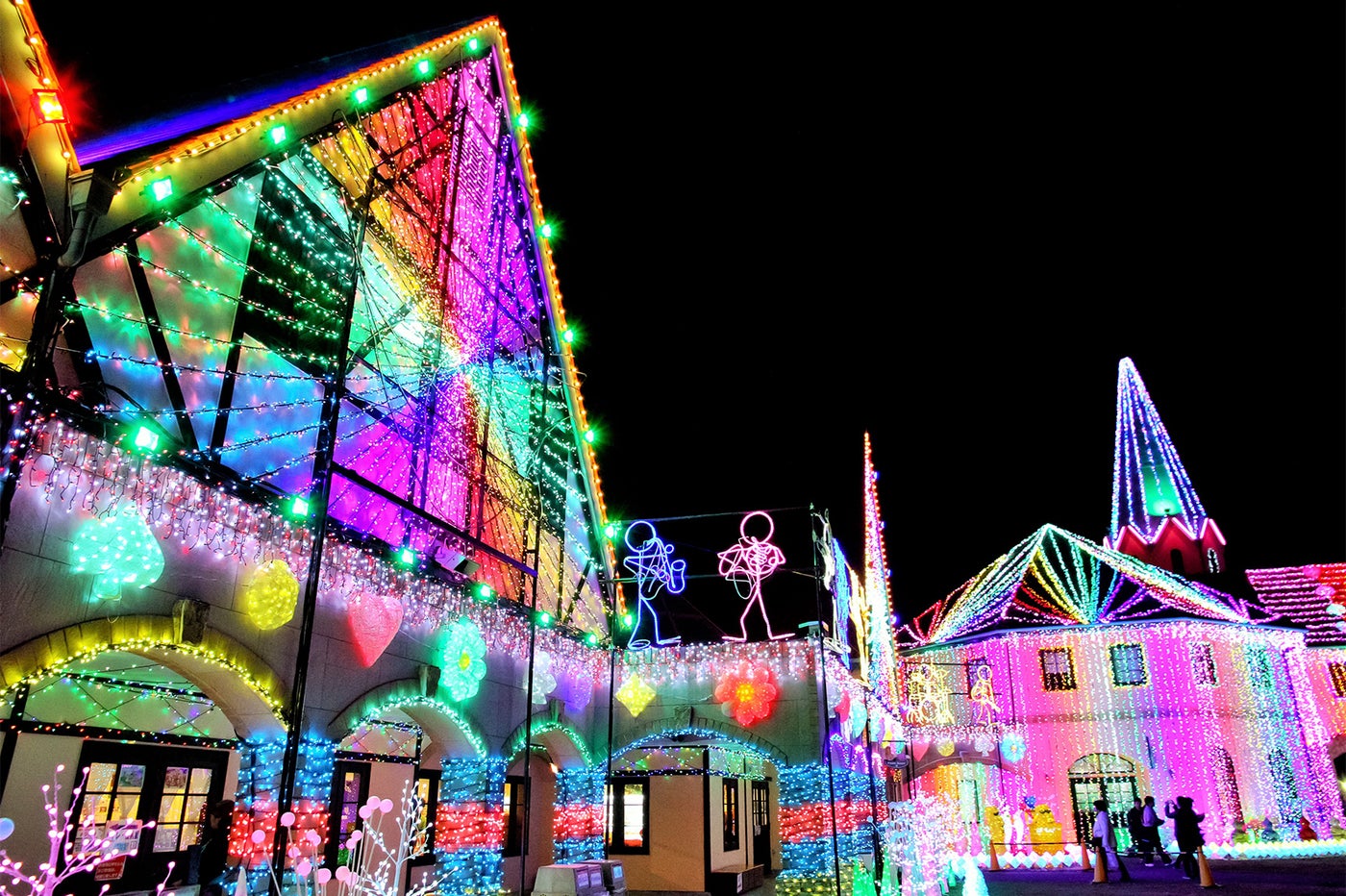 幻想的な夢の世界を“大冒険” 東京ドイツ村にイルミ250万球輝く／画像提供：東京ドイツ村