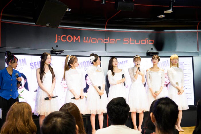 OH MY GIRL(提供写真)