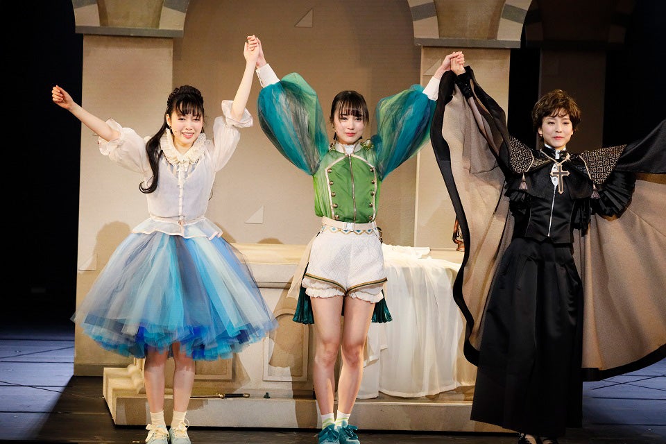 『3人のプリンシパル』初日公演（提供写真）