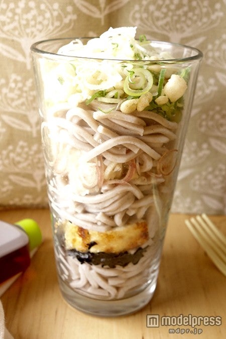 Soba noodle tumbler lunch
