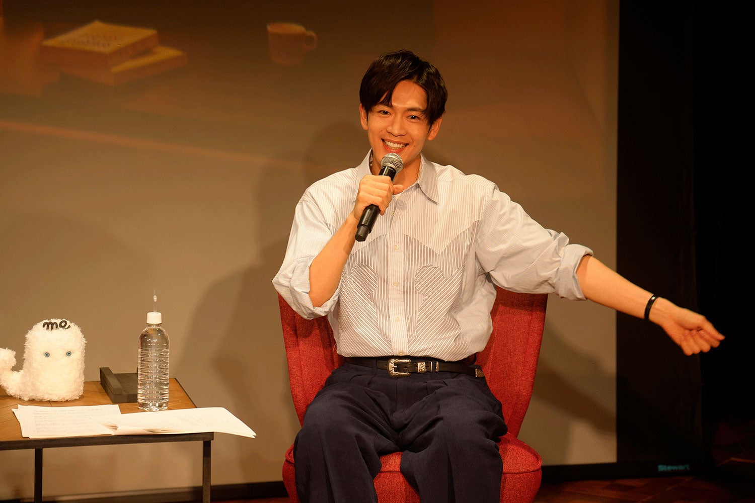 松下洸平／写真：上飯坂一