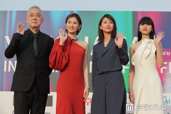 瀬々敬久、北川景子、黒島結菜、山崎七海(C)モデルプレス