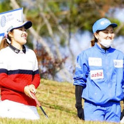 2週連続 の古江彩佳 ラウンド中は風確認のみ ハウスキャディーとの コスメトーク に花 モデルプレス 2週連続 の古江彩佳 ラウンド中は風確認のみ ハウスキャディーとの コスメトーク に花 モデルプレス