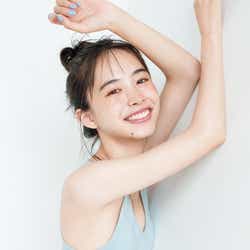 モデルプレス - 井桁弘恵、くびれ際立つ圧倒的美ボディ披露
