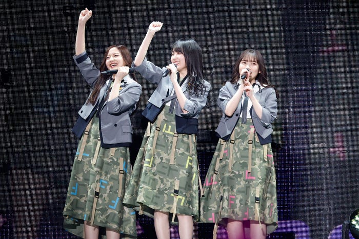 金川紗耶、賀喜遥香、田村真佑 「11th YEAR BIRTHDAY LIVE」4期生公演の様子(C)乃木坂46LLC