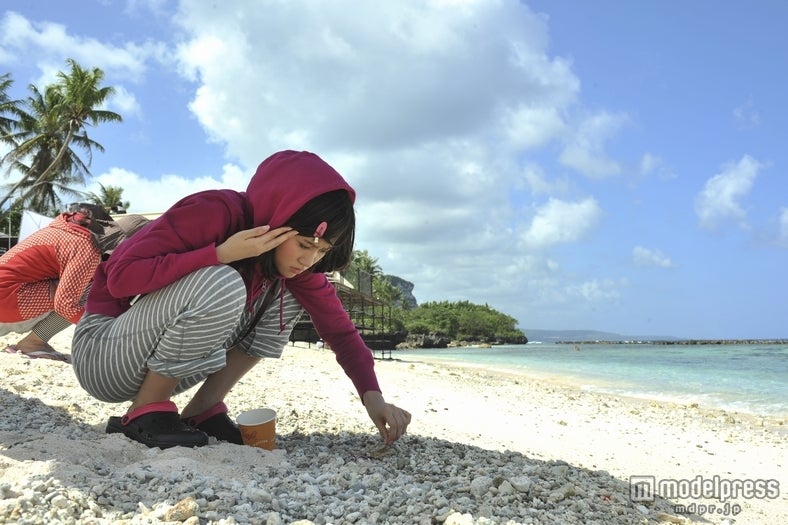 前田敦子／「g.u.」新CM「オトナSUMMER」篇オフショット