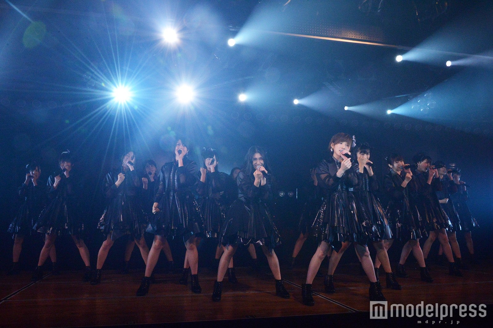 井上ヨシマサ「神曲縛り」公演（C）モデルプレス