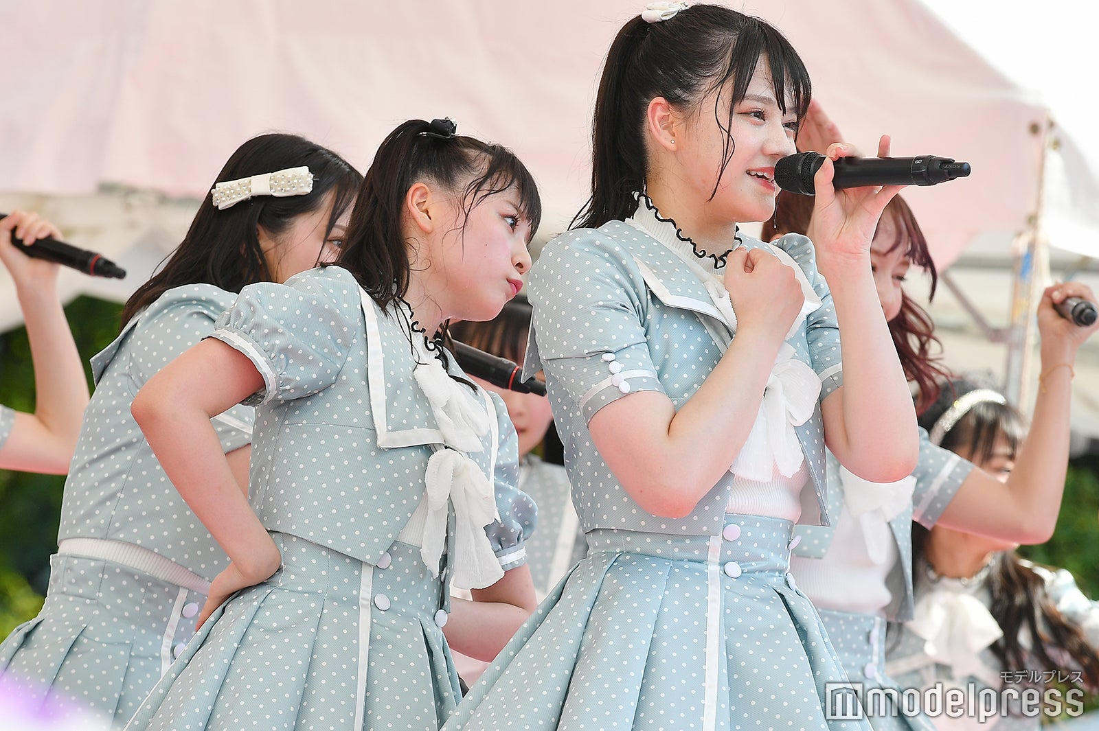 ＝LOVE（C）モデルプレス