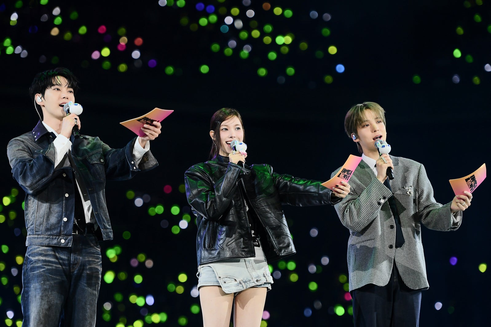 ドヨン、ユナ、ユンホ「SBS INKIGAYO LIVE in TOKYO 2024」（C）SBS