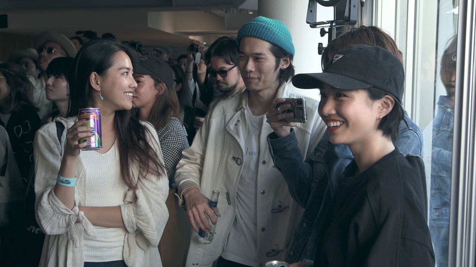 ライブを観に来たメンバー「TERRACE HOUSE TOKYO 2019-2020」5th WEEK（C）フジテレビ／イースト・エンタテインメント