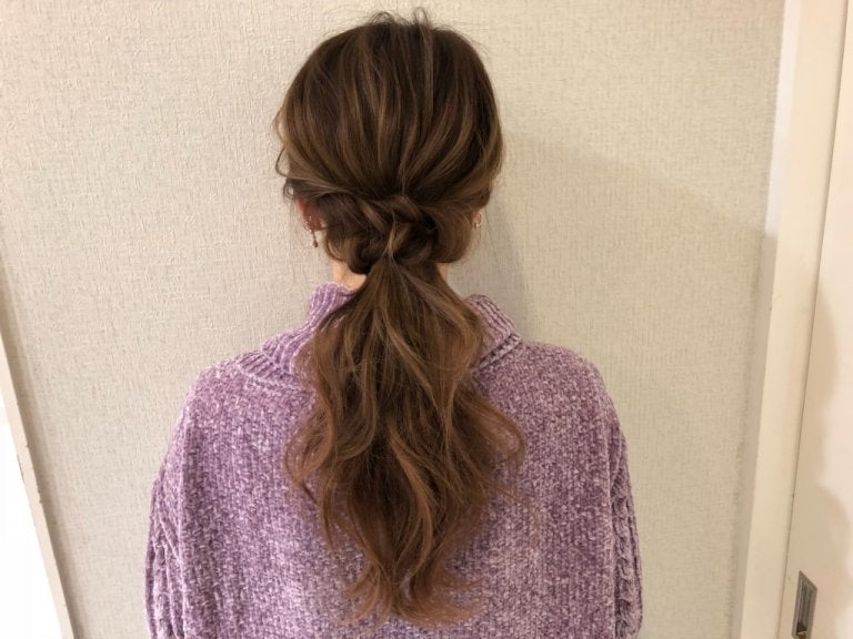 ひとつしばりのアレンジ？いいえ、このスタイル、ヘアピンのみでつくっています♪