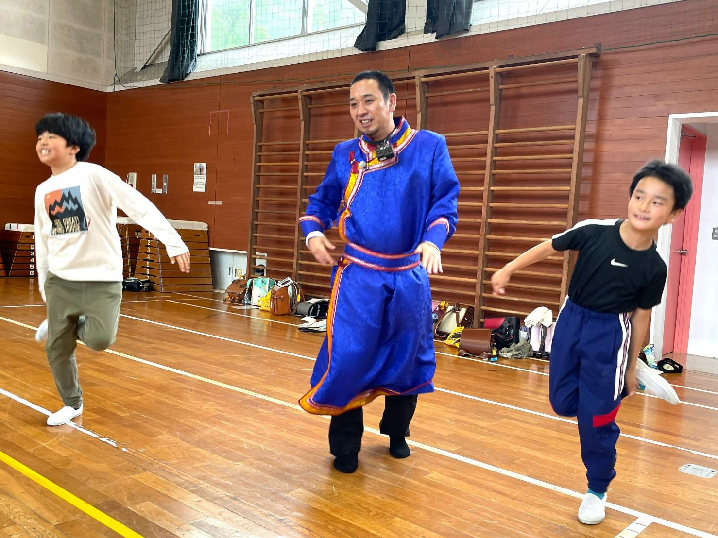 大悟（中央）（C）テレビ東京