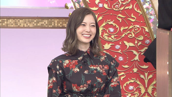 白石麻衣 (C)日本テレビ
