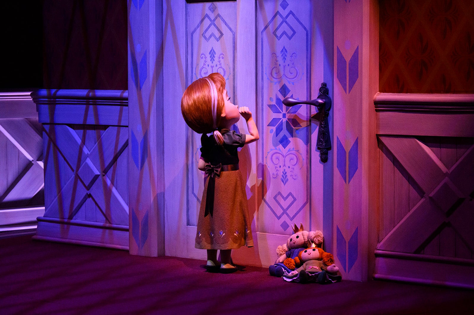 「フローズンキングダム」（C）Disney