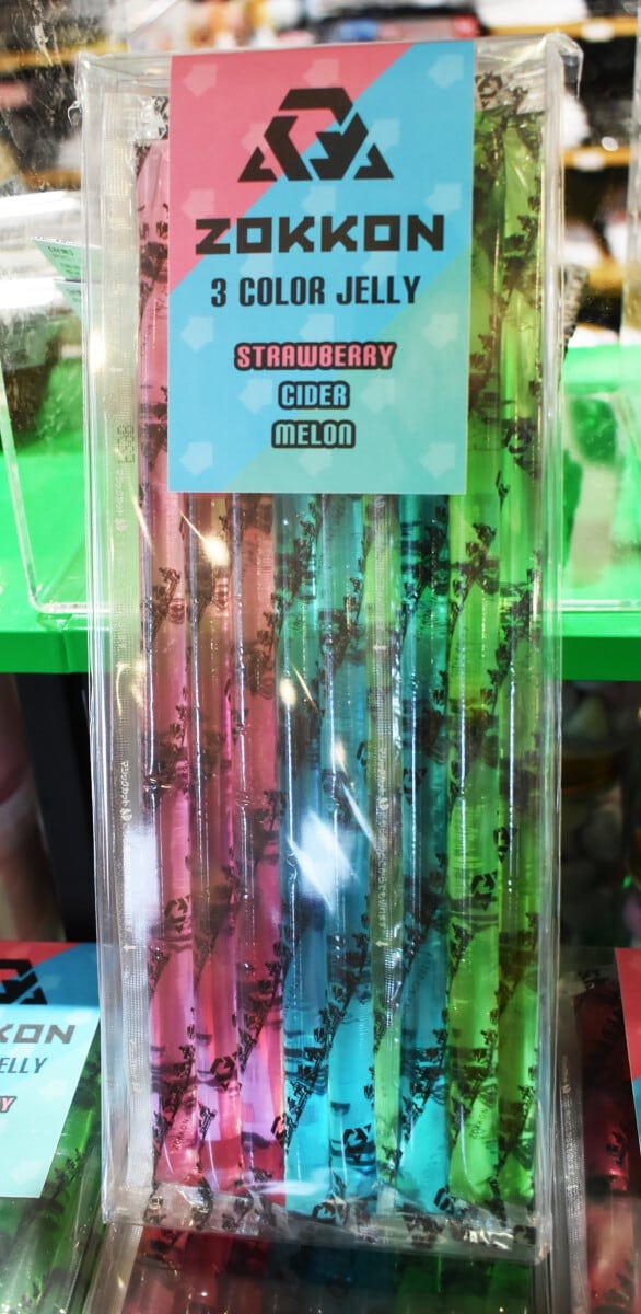 ZOKKONジャンボスティックゼリー 700円。味はストロベリー、サイダー、メロンの3種