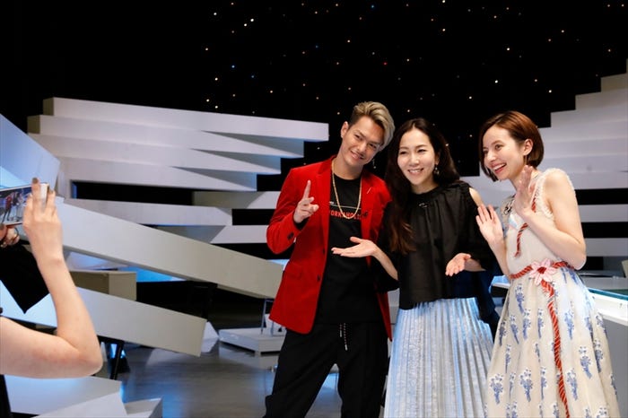 今市隆二、露崎春女、ベッキー/音楽番組「LOVE or NOT♪」より(提供画像)