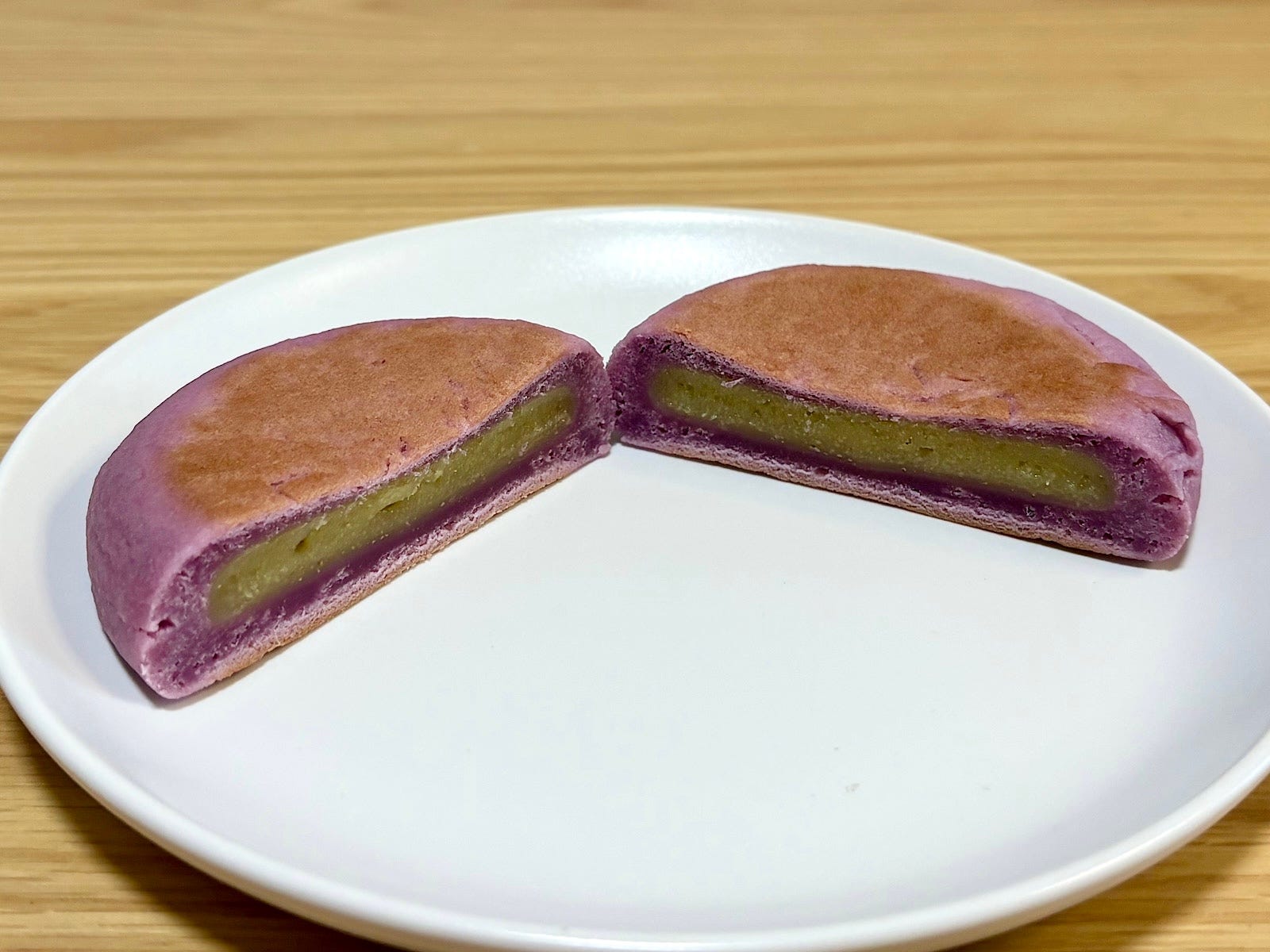 もちもちの生地の中に、さつまいもあんが“ぎっしり”！