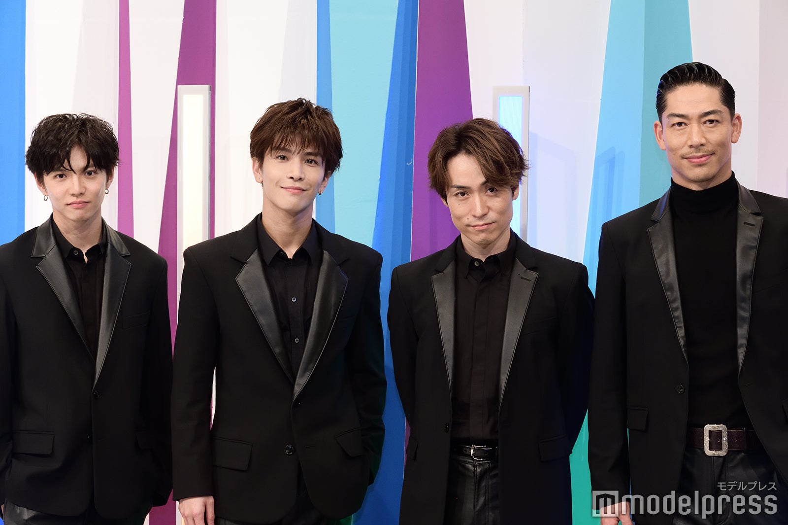 AKIRA、EXILEは「夢を分かち合う場所」岩田剛典らもファンへ20周年の感謝伝える