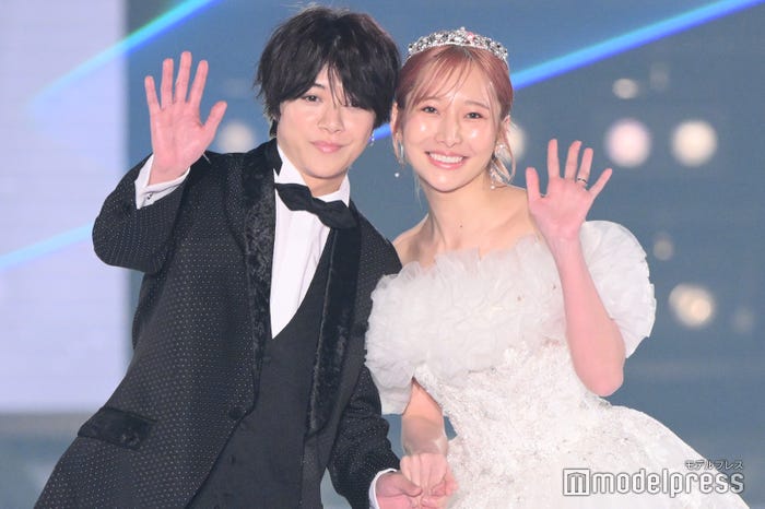 マサヤ、もも(双松桃子)(C)モデルプレス