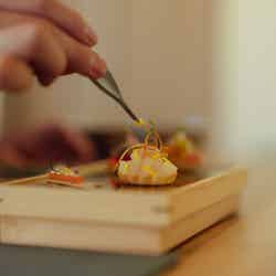 ベッカ イズ/提供画像