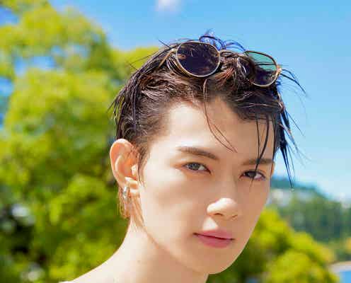 佐野勇斗、6年ぶり写真集で“圧倒的最強ビジュアル”披露 表紙3種解禁<Here, Now!>