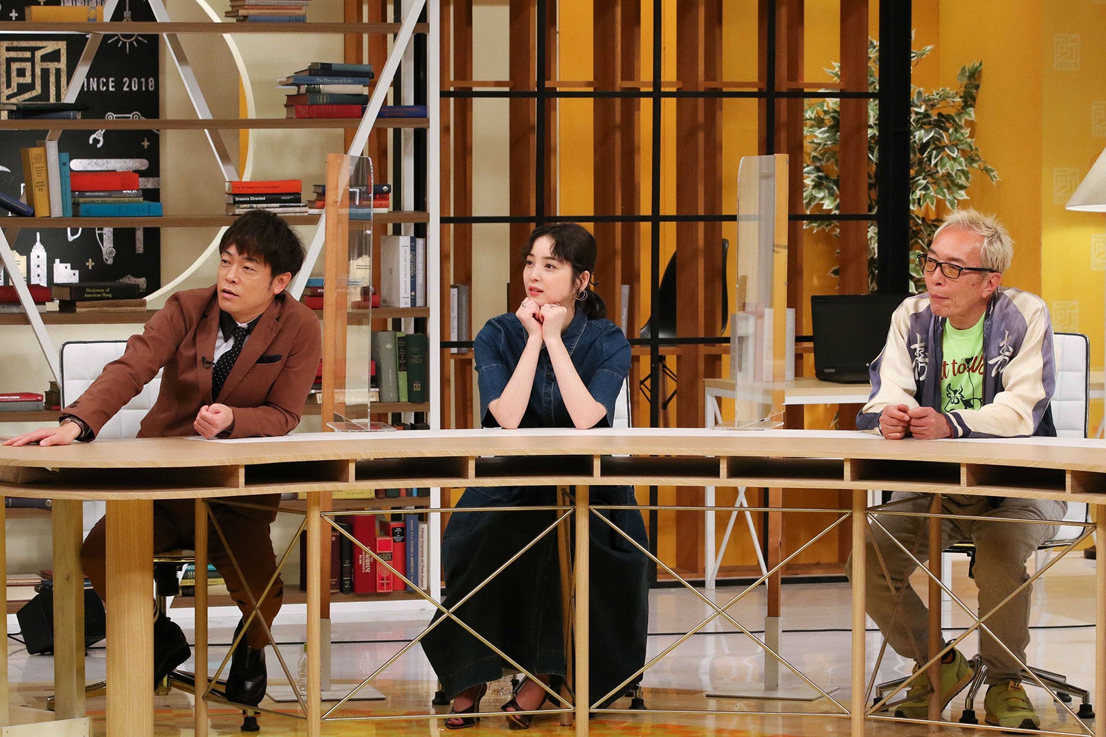 陣内智則、佐々木希、所ジョージ（C）カンテレ