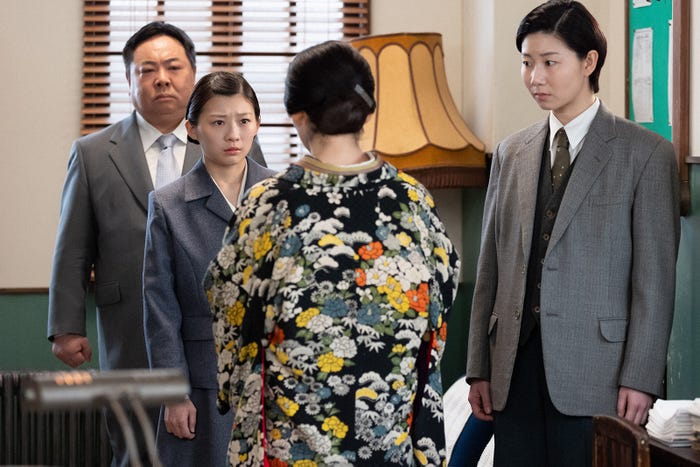 塚地武雅、伊藤沙莉、岡本玲、土居志央梨「虎に翼」第36話(C)NHK