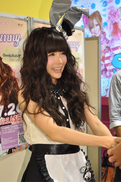 MilkyBunny（益若つばさ）