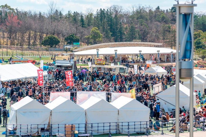 全国の餃子に舌鼓／画像提供：全日本ぎょうざ祭り事務局