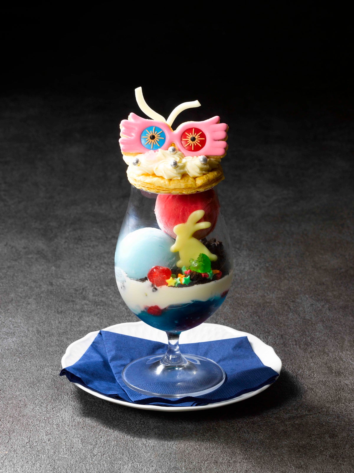 プレミアム　パフェ  ～マジック イン 3D～​ 2,600円（税込）／提供画像