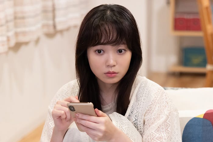 佐藤玲(C)「沼オトコと沼落ちオンナのmidnight call」製作委員会