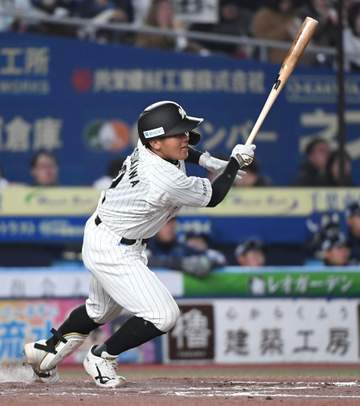 ロッテ・松川が2年ぶり安打、3年ぶり打点「とにかく必死に打ちました」