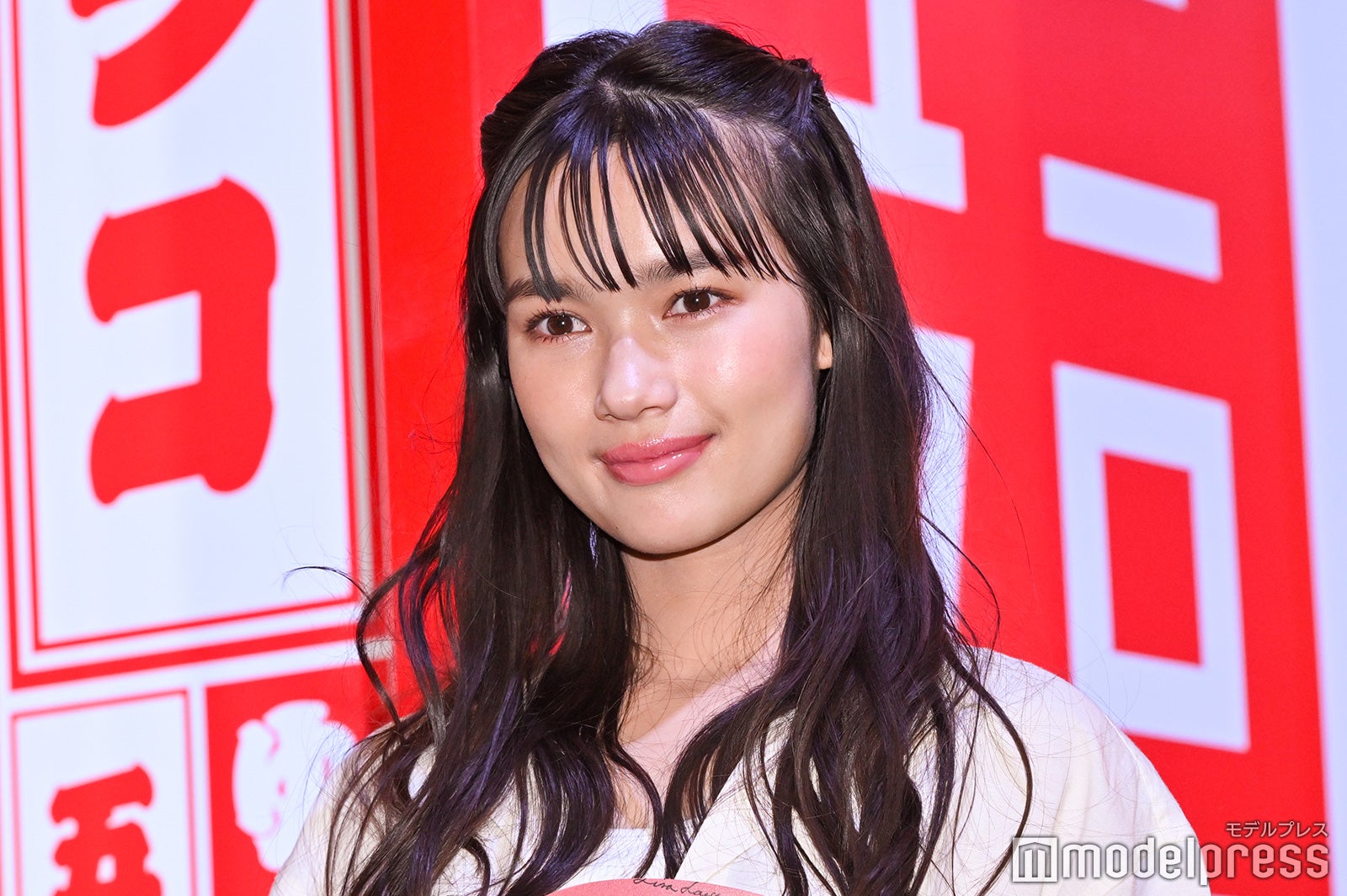 新井舞良 （C）モデルプレス
