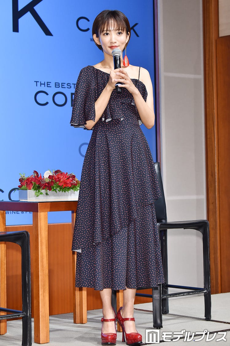 画像2 5 夏菜 初音ミクを完全再現 コスプレ披露に こんなに似合う人いない スタイル良い と絶賛の声 モデルプレス