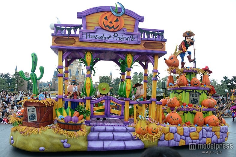 パレード「ハッピーハロウィーンハーベスト」