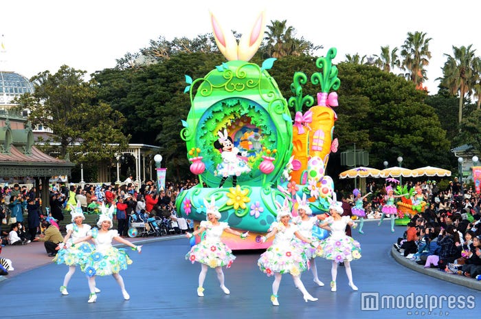 「ヒッピティ・ホッピティ・スプリングタイム」(C)モデルプレス