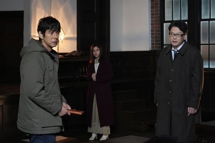 西島秀俊、芳根京子、田中哲司/「真犯人フラグ 真相編」最終話より(C)日本テレビ