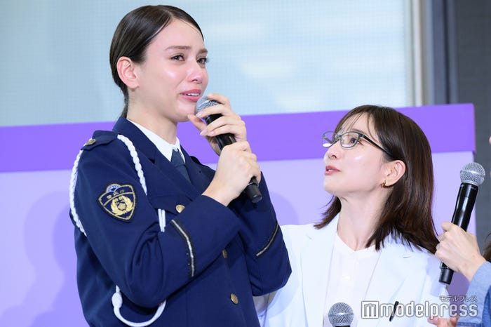 滝沢カレン、田中みな実(C)モデルプレス