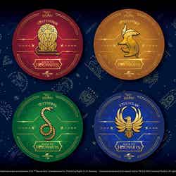 『バック・トゥ・ホグワーツ』オリジナルステッカー/画像提供:ユニバーサル・スタジオ・ジャパン