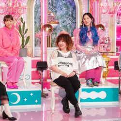 （左から）大久保佳代子、若槻千夏、YOU、ファーストサマーウイカ、クリスタル・ケイ （C）日本テレビ