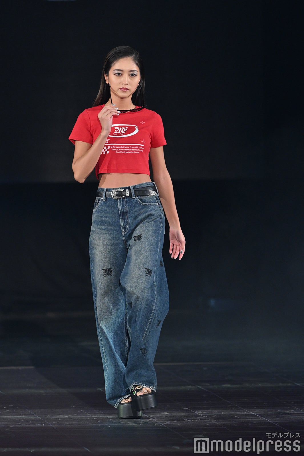 （C）モデルプレス