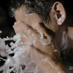 「ウーノ」の新CM「洗顔、なめんじゃねーぞ。」編/瑛太