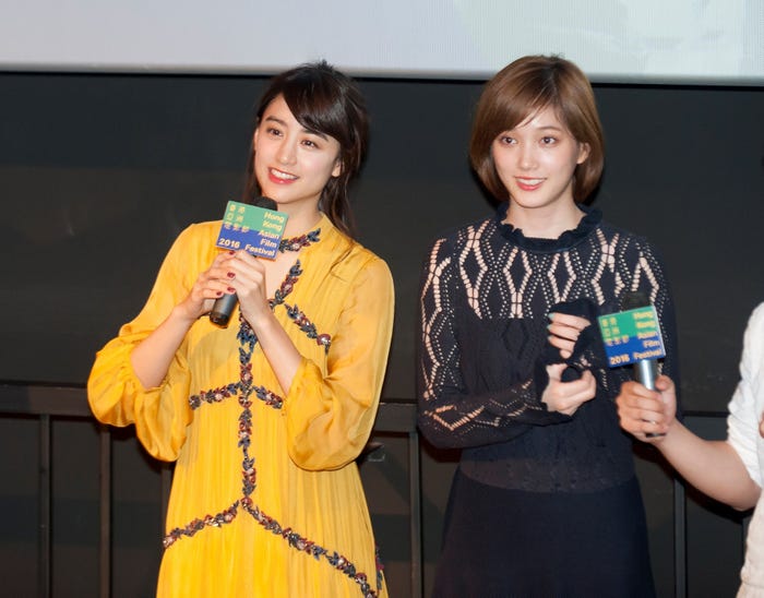 本田翼(右)と山本美月(C)2016「少女」製作委員会