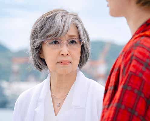 「海に眠るダイヤモンド」いづみ(宮本信子)の正体巡る考察まとめ 利き手・ペンダント…初回に散りばめられた“6つ”のヒント