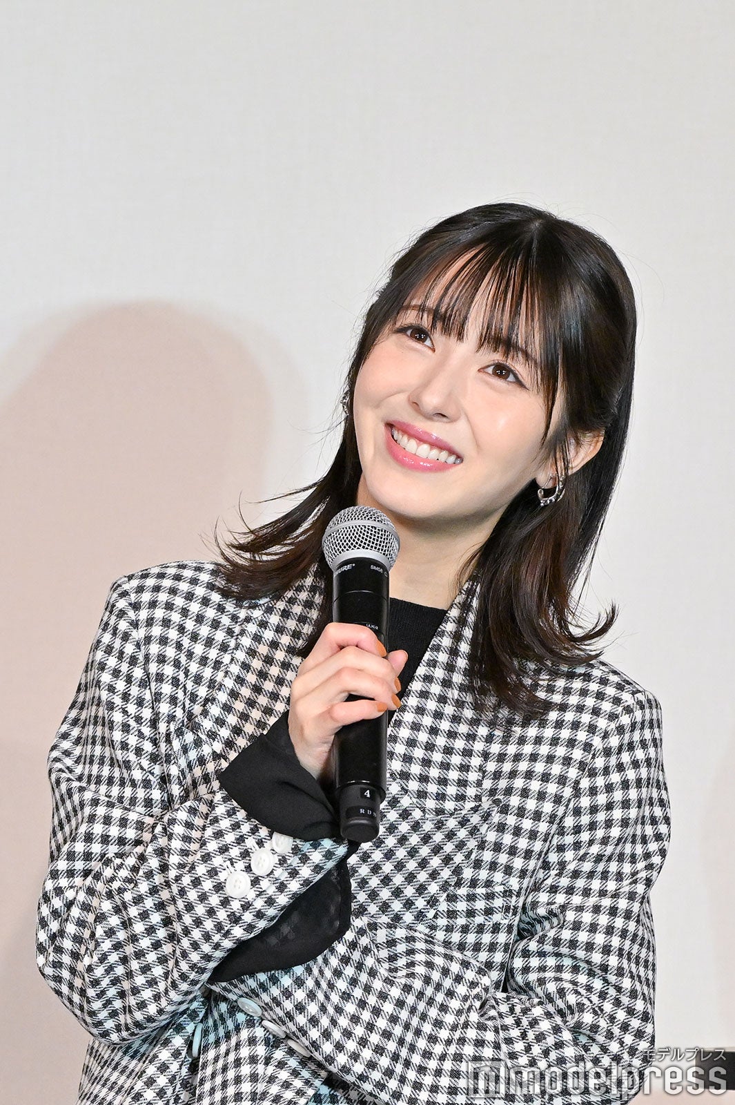 浜辺美波（C）モデルプレス