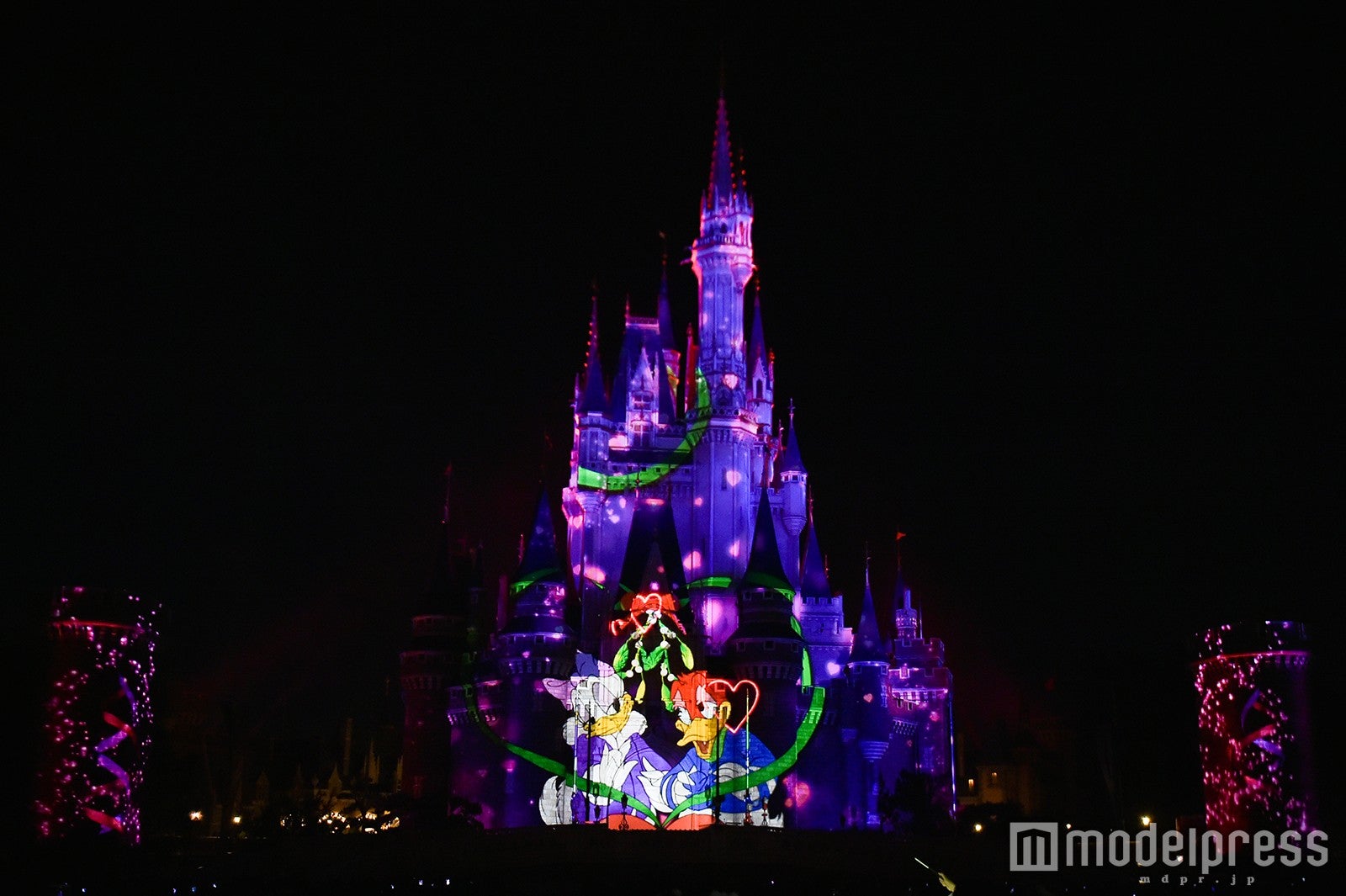 新キャッスルプロジェクション「ディズニー・ギフト・オブ・クリスマス」（C）モデルプレス（C）Disney