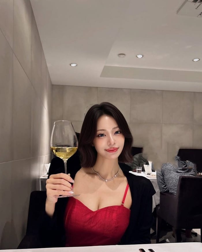 「FABRIC LOUNGE TOKYO」りのInstagramより