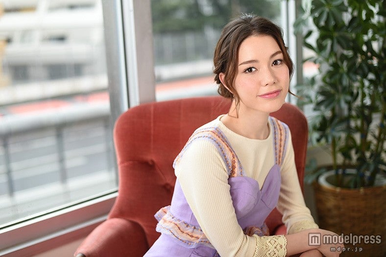 情熱的に、まっすぐに、「歌う」ことを夢見て登りつめてきた／安田レイ