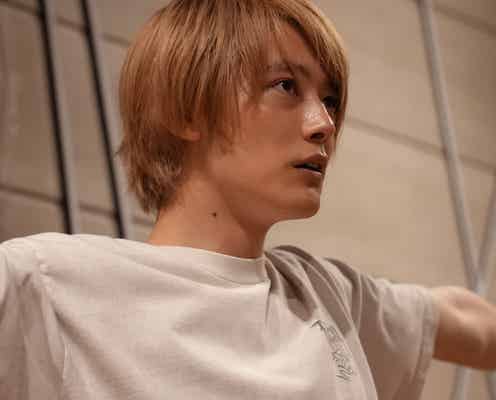 【推しの子】櫻井海音“ヲタ芸”全力で挑戦 汗滲む練習姿捉えたカット解禁・齊藤なぎさ&原菜乃華も絶賛<モデルプレス独占>